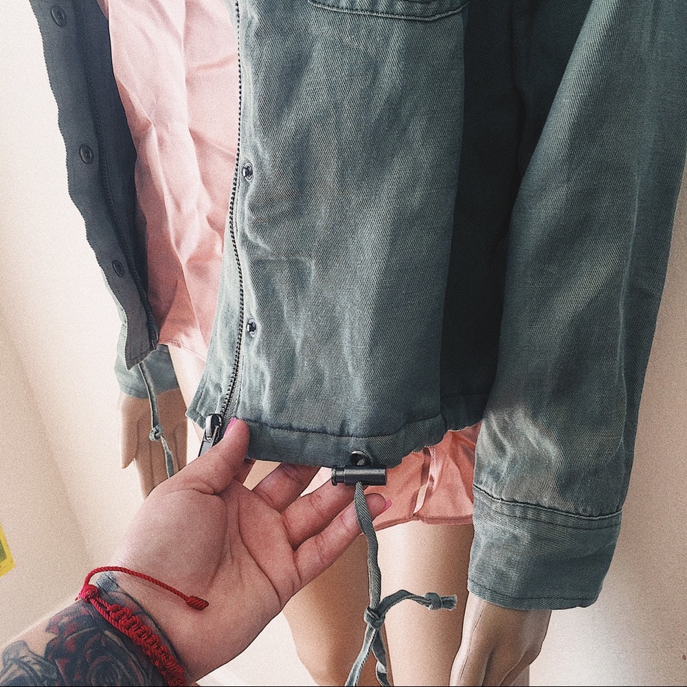 Jacket - Picture 3 of 8